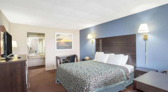 Двухместный номер Standard Days Inn by Wyndham Lincolnton