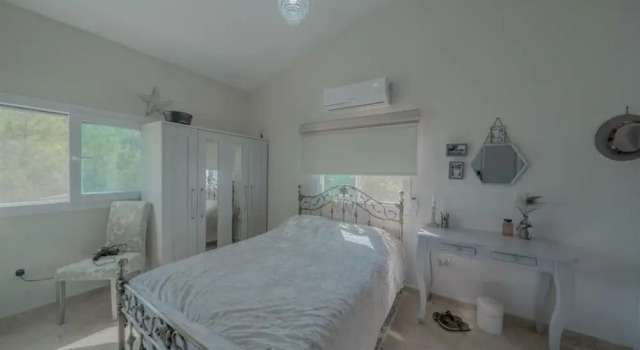 Beautiful 3 Bed Villa in Esentepe, Rezervovat Vila Vily v Agios Amvrosios, Vila