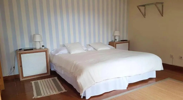 House With 4 Bedrooms in Asturias, With Enclosed Garden and Wifi, Buchen Sie Hotel Aviles 