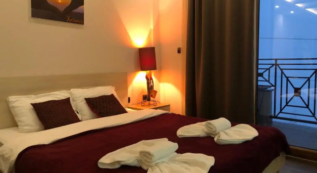 Milmari M12, Buchen Sie Hotel Kopaonik 
