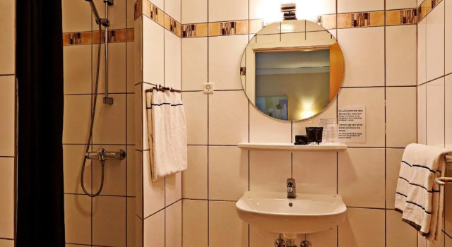 Komfort- dobbelt værelse Hotel Svanen