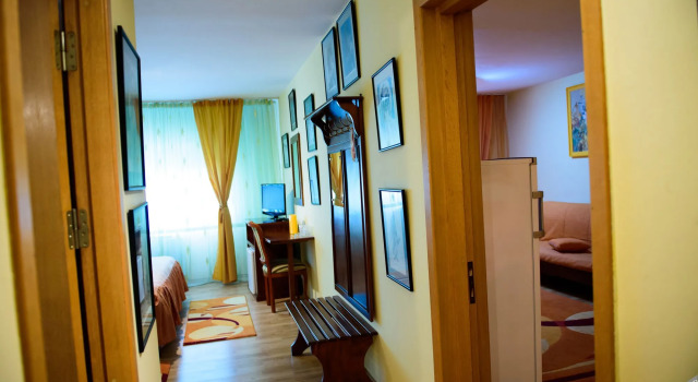 Hotel Iatsa, Забронировать Отель Отели Арджеш с парковкой, Парковка