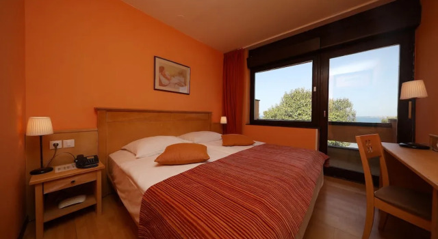 Трёхместный номер Standard с частичным видом на море Hotel Donat - All Inclusive