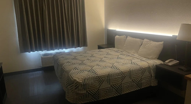 Двухместный люкс Deluxe Motel 6-Anderson, IN