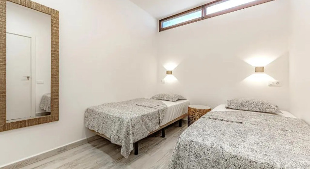 Deluxe bungalow Perla Del Sur, Забронировать Отель Адехе Teide National Park, рядом с Пляж Ла-Пинта