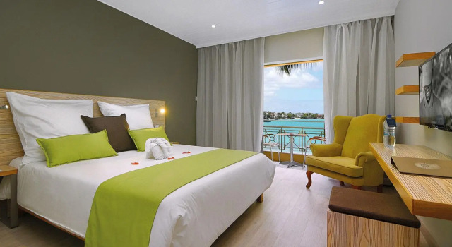 Номер Standard рядом с пляжем Mauricia Beachcomber Resort & Spa