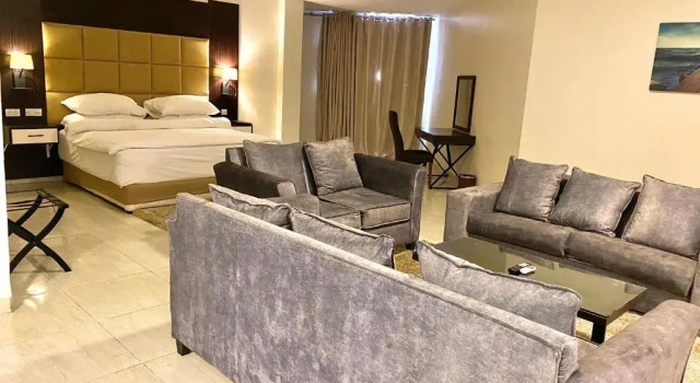 Suite Rollace Hotel