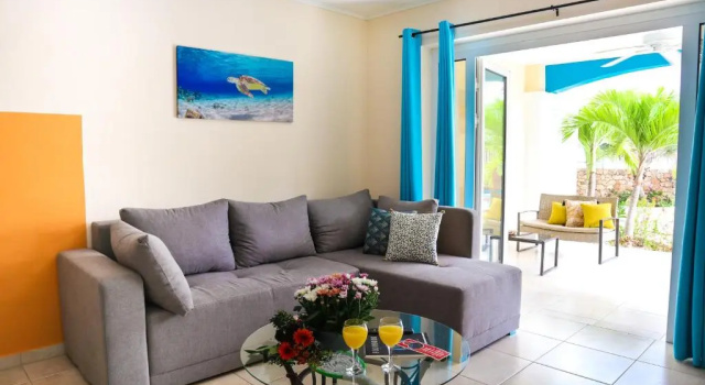 Апартаменты Aqua Viva Suites