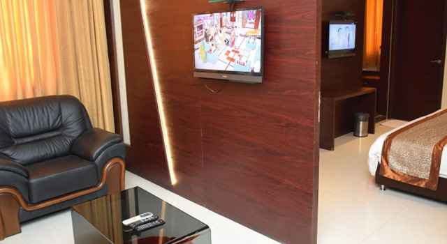 Люкс Hotel Sai Jashan Shirdi - Where blessings & comfort meet