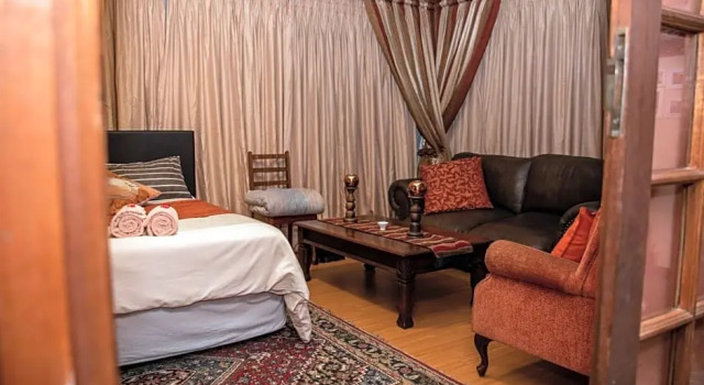 Blyde Guesthouse, Prenota Hotel Farrarmere Gauteng
