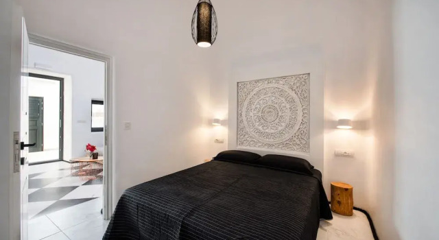 Вилла Fira 2-Bed Villa Sleeps 4 Hot Tub & Pet Friendly