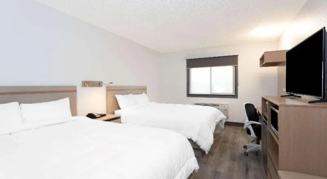 Номер Standard Travelodge by Wyndham Elkhart