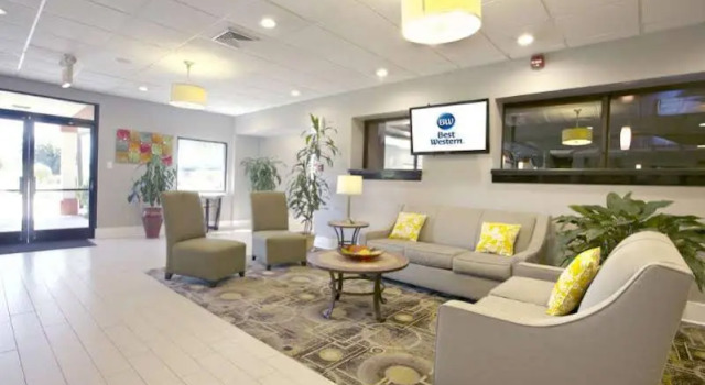 Best Western Plus Johnson City Hotel & Conference, 预订 酒店 约翰逊城 田纳西州