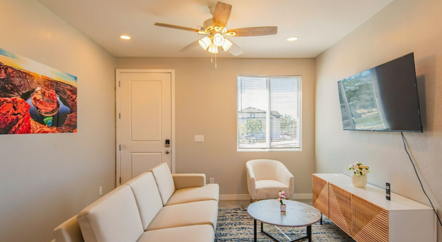 Двухместные апартаменты Luxury Luxury Stay 20mins to State Farm Stadium