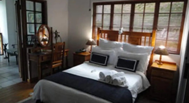 Двухместный номер Standard с балконом Crane's Nest Guest House at 212