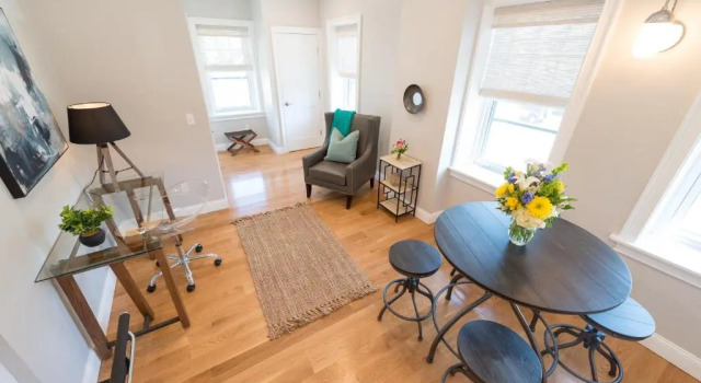 Апартаменты The Newport Lofts - 364 Thames Street