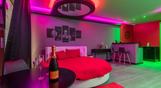 Secret Night, Забронировать Апартаменты/квартира Апартаменты Тулузы, рядом с Королевский сад, Апартаменты/квартира
