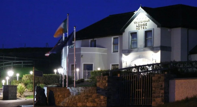 Vaughan Lodge Hotel, Забронировать Отель Лехинч Буррен