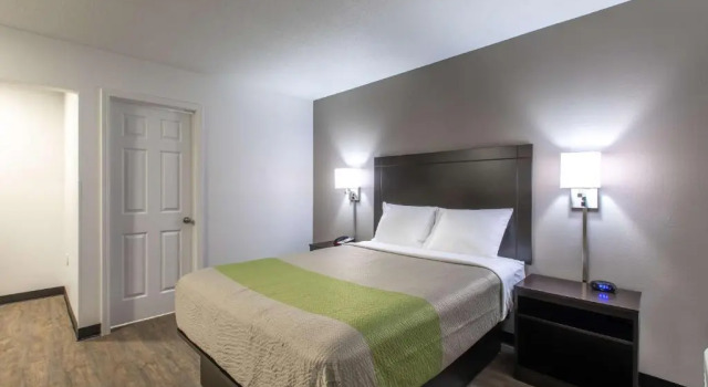 Номер Deluxe Studio 6-Greenville, SC - I-85 Near Downtown