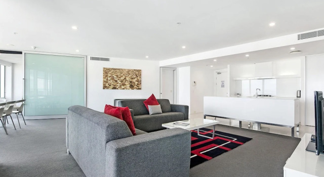 Private 3 Bed Ocean View Q Surfers Paradise, Забронировать Отель Отели Голд-Кост с бассейном, рядом с LAN SPA, Бассейн