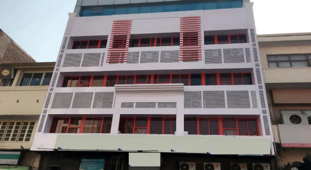 OYO 2289 Hotel Radha Palace, Забронировать Отель Отели штата Раджастхана с парковкой, Парковка