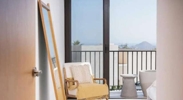 Апартаменты Private pool & spa with stunning ocean views Solaria E 101