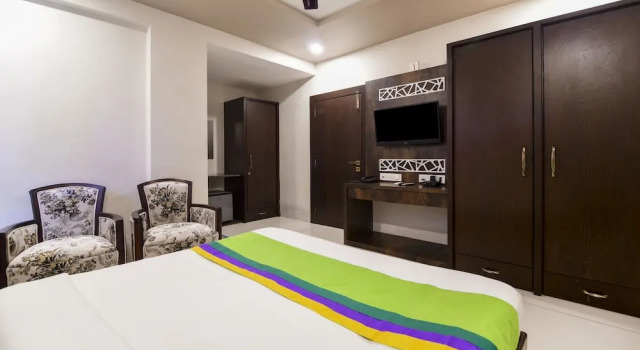 Signature Planet By OYO Rooms