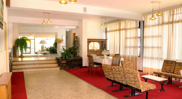 Florida Hotel & Spa, Забронировать Отель Отели Вилья-Карлос-Пас с парковкой, рядом с Uruguay Bridge, Парковка