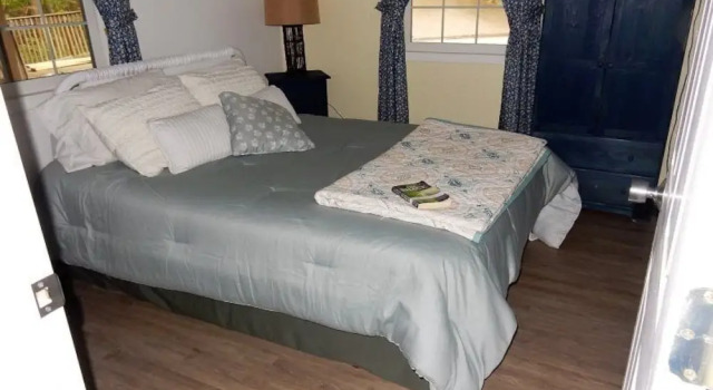 Stiles Lake House - Carolina Properties Vacation, Забронировать Отель Отели Лейк-Лур 3 звезды, рядом с Озеро Лур, 3*