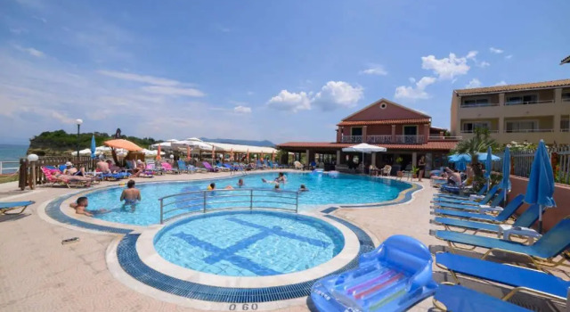 Номер Standard Socrates Hotel