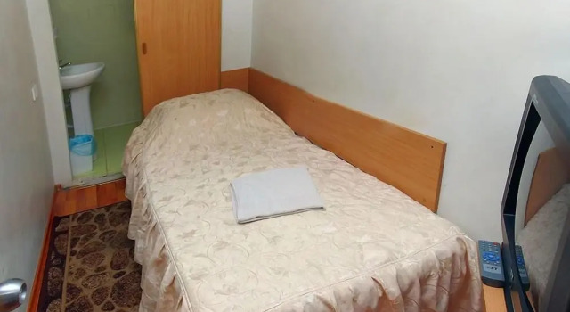 Одноместный номер Standard HOTEL ЗiРКА