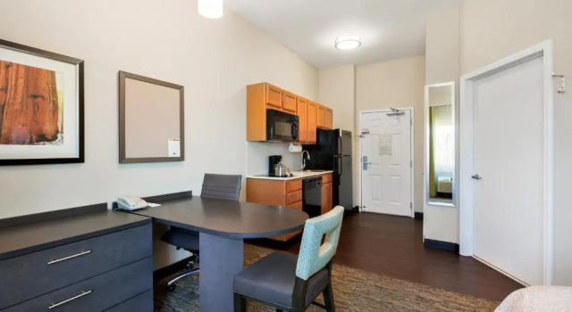 Run of House Candlewood Suites Medford by IHG