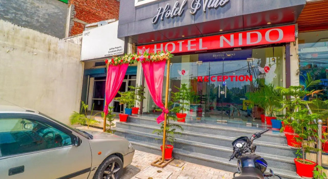 Fabhotel Nido, Varaa Hotelli Hotellit Chandigarh Region aamiaisella, Aamiainen