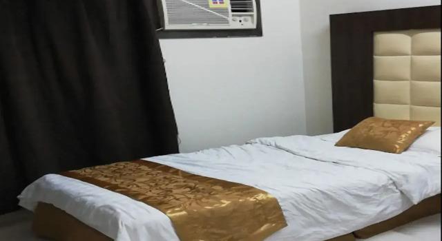 دره ملتقي العرب للشقق المخدومة, Buchen Sie Ferienwohnung Hotels in Provinz Tabuk mit Parkplatz, Parkplätze