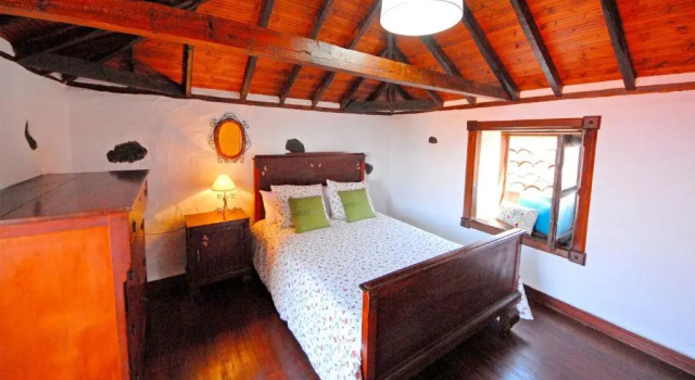 House With 3 Bedrooms in Icod de los Vinos, With Wonderful sea View, E