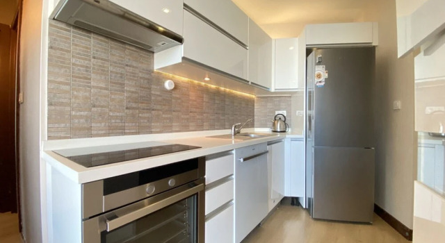 Sleek Residence Flat in Atasehir, Забронировать Апартаменты/квартира Аташехир 