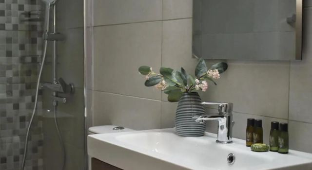 Студия Window to Acropolis
