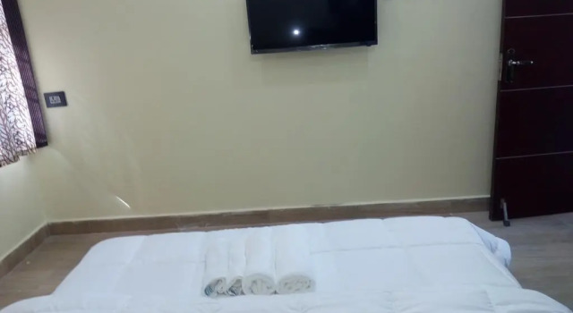 Mokshajana Inn Guest House