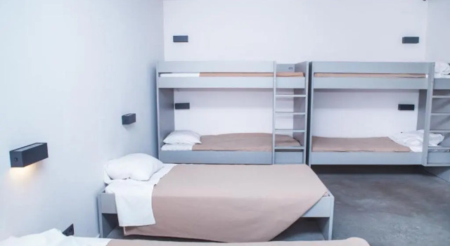 Кровать в общем номере (женский номер) Antwerp Central Youth Hostel