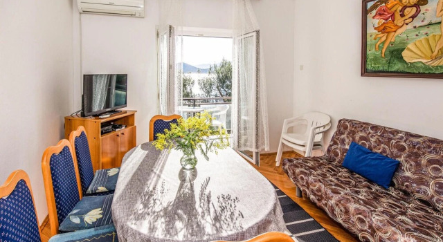 Awesome Apartment in Klek With 2 Bedrooms and Wifi, Забронировать Апартаменты/квартира Клек Neretva River Delta
