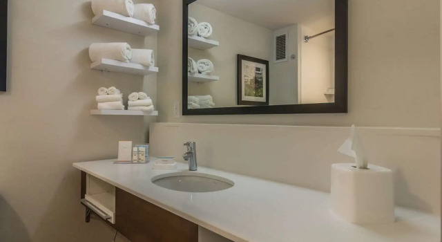 Номер Standard Hampton Inn Winchester-University/ Mall