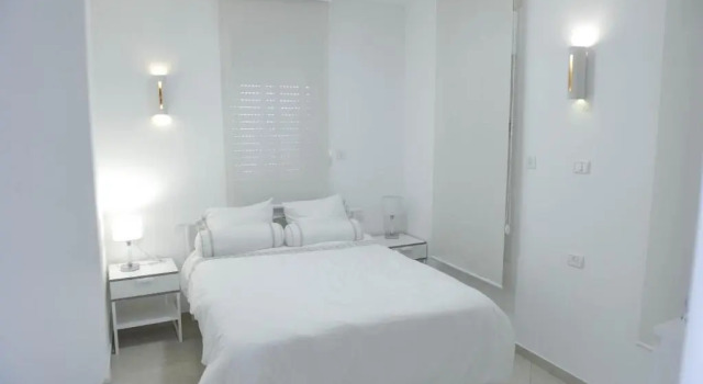 Sea  View  Coral   Suite