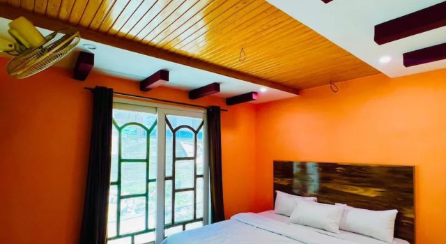 Neelum Green Land, Prenota Hotel Nagdar Khyber Pakhtunkhwa Province