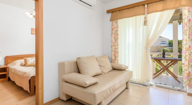 Ivan 2 Rab in Rab With 1 Bedrooms and 1 5 Bathrooms, Prenota Hotel Hotel a Isole Quarnerine con parcheggio, Parcheggio