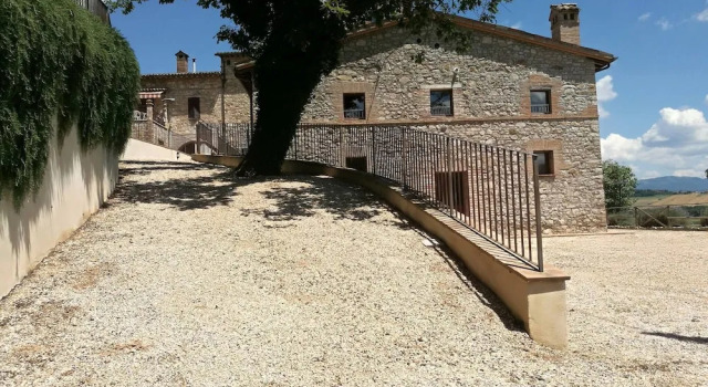 Apartment Ginestra 1 Bedroom 5 Pax Shared Pool, Buchen Sie Ferienwohnung Monte Castello di Vibio Umbrien