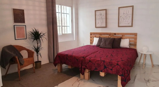 Mojo Hostel Boutique, Забронировать Хостел Хостелы Херес-де-ла-Фронтера, рядом с Музей конного искусства, Хостел