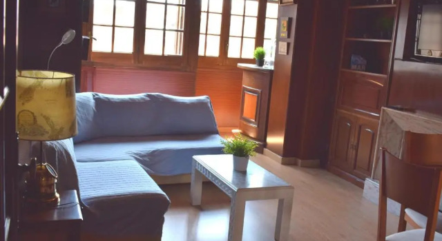 Duplex Berlin 87, Забронировать Отель Отели Барселоны с парковкой, рядом с Оспиталь Клиник, Парковка