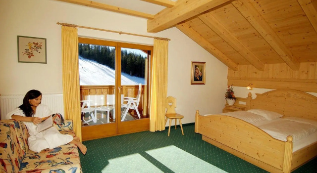 Hotel Jú Furcia, Book Hotel Marebbe Trentino Alto Adige