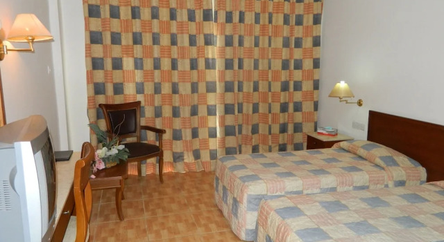 Трёхместный номер Standard с балконом M. Moniatis Hotel