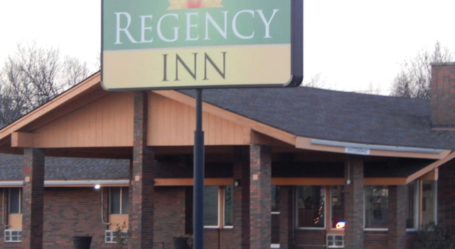 Regency Inn lola Kansas, Κράτηση Ξενοδοχείο Iola Κάνσας